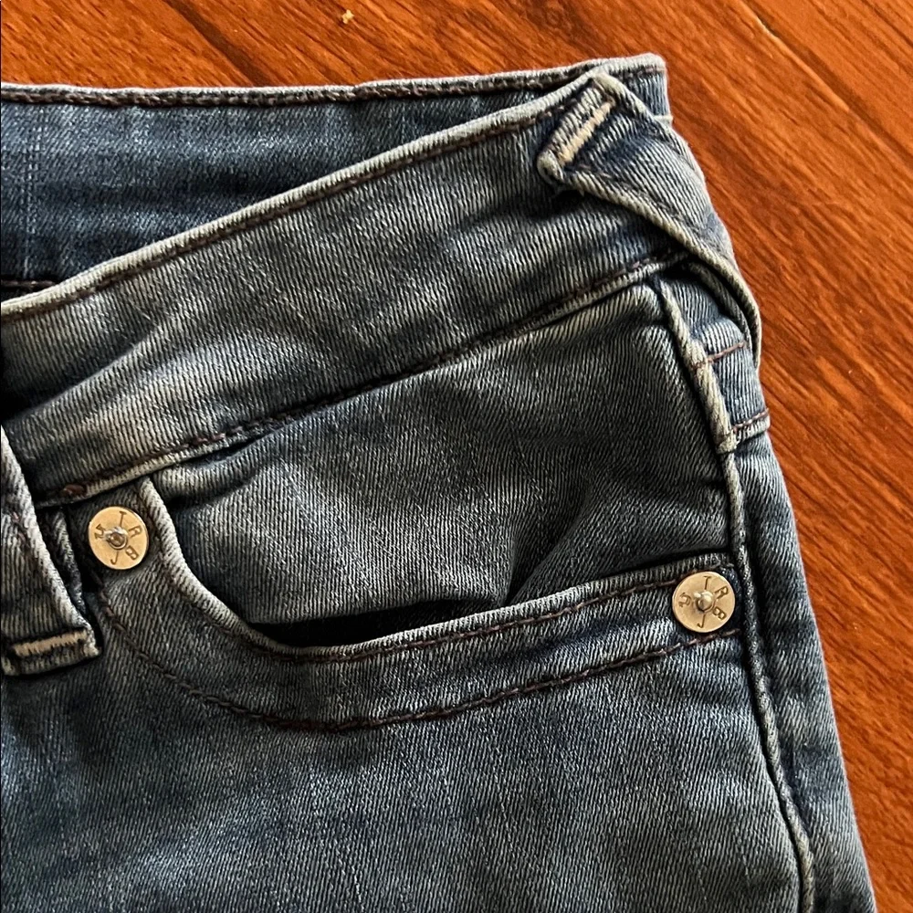 True Religion Classic Blue Straight Leg Jeans - Picture 6 of 7
